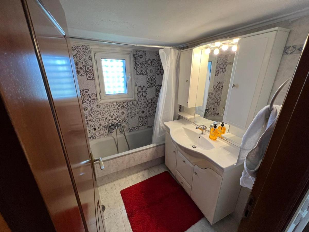 Alimos marina huge 3bd apartment Atenas Exterior foto